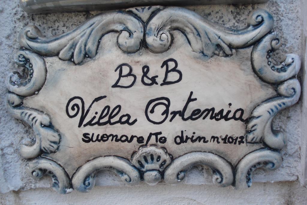 Villa Ortensia Aci Castello Exteriör bild